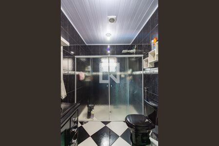 Casa à venda com 350m², 2 quartos e 2 vagas Casa à venda com 350m², 2 quartos e 2 vagasBanheiro