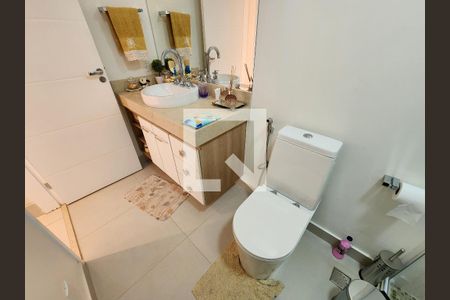 Apartamento à venda com 185m², 3 quartos e 2 vagasBanheiro 2