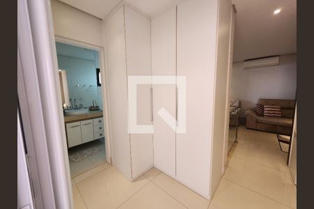 Apartamento à venda com 185m², 3 quartos e 2 vagasSala de TV