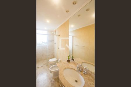 Apartamento à venda com 216m², 3 quartos e 2 vagasBanheiro