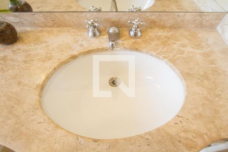 Apartamento à venda com 216m², 3 quartos e 2 vagasBanheiro