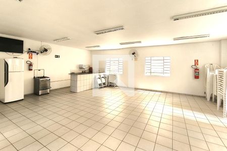Apartamento à venda com 56m², 2 quartos e 1 vaga Apartamento à venda com 56m², 2 quartos e 1 vagaÁrea comum - Salão de festas