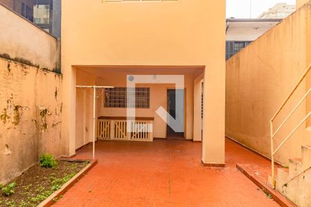 Casa para alugar com 156m², 2 quartos e 3 vagas Casa para alugar com 156m², 2 quartos e 3 vagasÁrea Externa