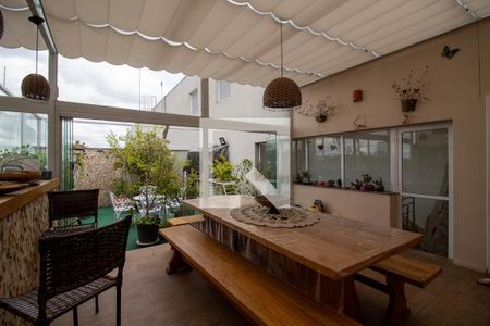 Apartamento à venda com 186m², 4 quartos e 2 vagasCobertura