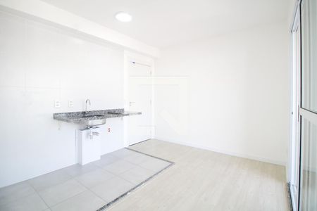 Sala/Cozinha de kitnet/studio para alugar com 1 quarto, 31m² em Belenzinho, São Paulo