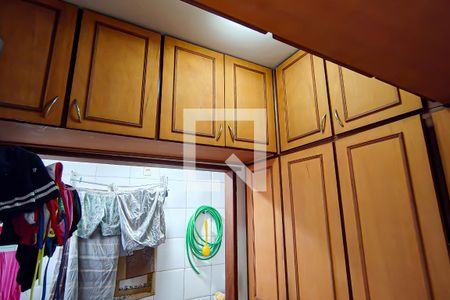 Apartamento à venda com 71m², 2 quartos e 1 vagaarea de serviço