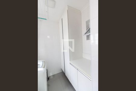 Apartamento à venda com 80m², 3 quartos e 1 vagaÁrea de serviço