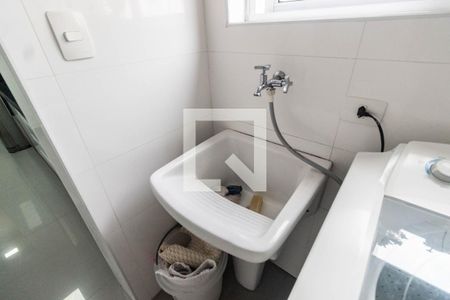 Apartamento à venda com 80m², 3 quartos e 1 vagaÁrea de serviço