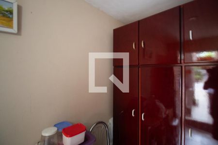 Casa à venda com 115m², 4 quartos e 1 vagaQuarto de Serviço