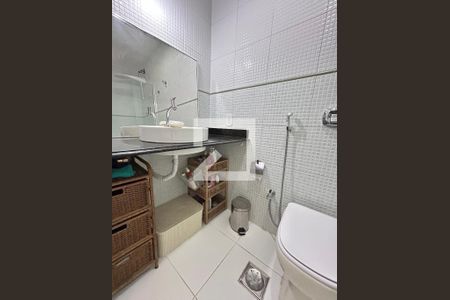 Apartamento à venda com 76m², 2 quartos e 1 vagaBanheiro