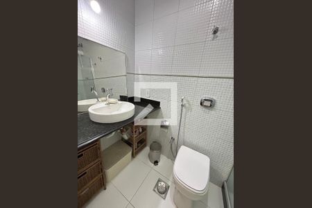 Apartamento à venda com 76m², 2 quartos e 1 vagaBanheiro