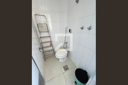 Apartamento à venda com 76m², 2 quartos e 1 vagaBanheiro de serviço