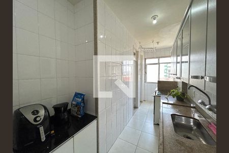 Apartamento à venda com 76m², 2 quartos e 1 vagaCozinha