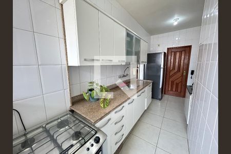 Apartamento à venda com 76m², 2 quartos e 1 vagaCozinha