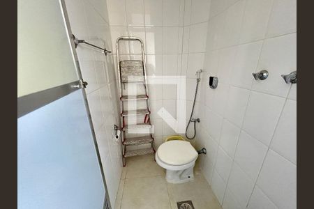 Apartamento à venda com 76m², 2 quartos e 1 vagaBanheiro de serviço