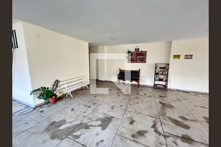 Apartamento à venda com 76m², 2 quartos e 1 vagaÁrea comum