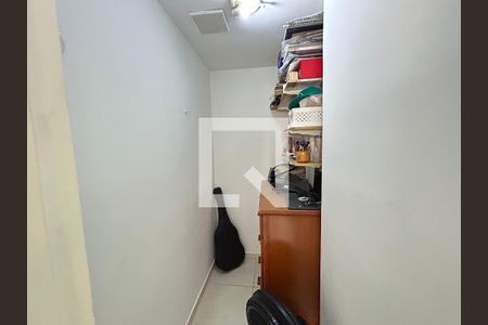 Apartamento à venda com 76m², 2 quartos e 1 vagaQuarto de Serviço