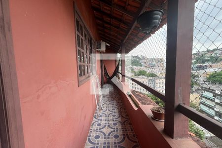 Casa para alugar com 100m², 2 quartos e sem vagaVaranda