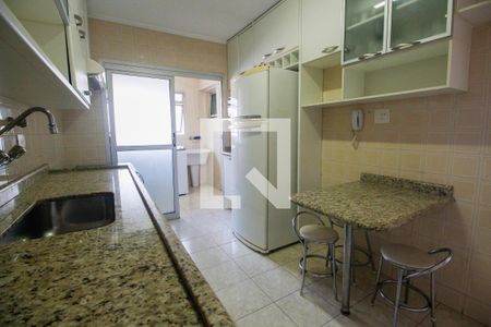 Apartamento para alugar com 100m², 2 quartos e 2 vagasCozinha