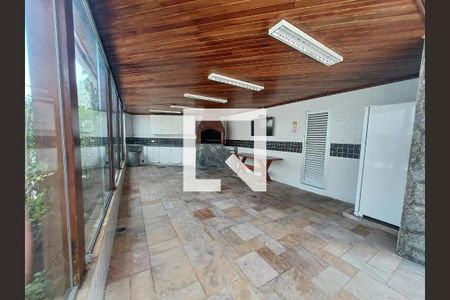 Apartamento para alugar com 100m², 2 quartos e 2 vagasÁrea comum - Churrasqueira