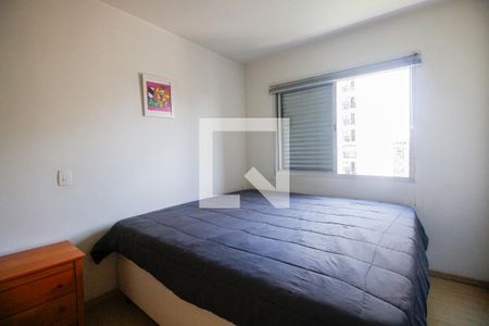 Suíte de apartamento para alugar com 2 quartos, 100m² em Vila Suzana, São Paulo