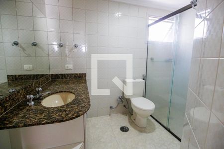 Apartamento para alugar com 100m², 2 quartos e 2 vagasBanheiro da Suíte