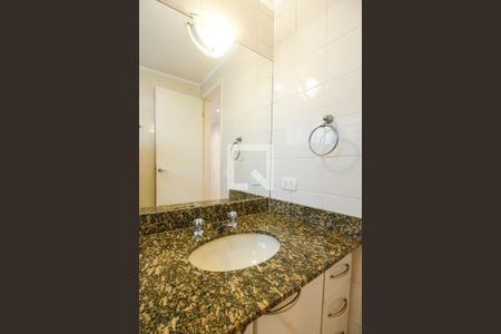 Apartamento para alugar com 100m², 2 quartos e 2 vagasBanheiro