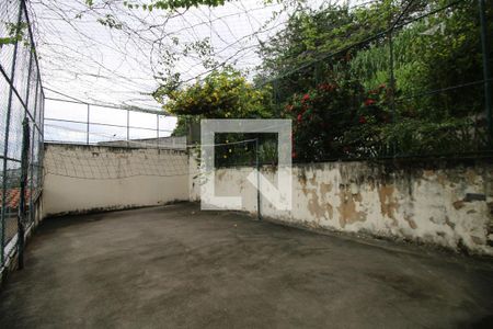 Casa à venda com 600m², 2 quartos e 1 vagaQuadra Esportiva