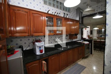 Casa à venda com 600m², 2 quartos e 1 vagaCozinha