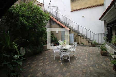 Casa à venda com 600m², 2 quartos e 1 vagaQuintal - Jardim