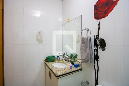 Casa à venda com 112m², 3 quartos e 2 vagasBanheiro da Suíte