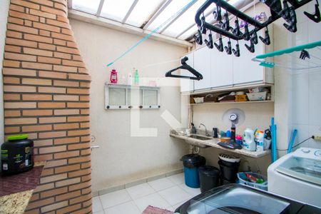 Casa à venda com 112m², 3 quartos e 2 vagasÁrea de serviço