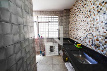 Apartamento à venda com 53m², 2 quartos e 1 vaga Apartamento à venda com 53m², 2 quartos e 1 vagaCozinha