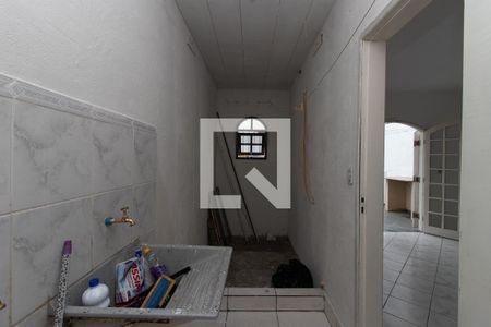 Casa à venda com 80m², 2 quartos e 1 vagaÁrea de Serviço