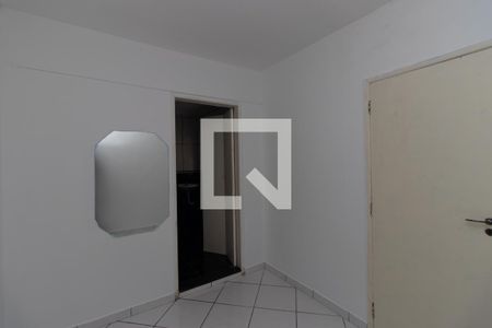Closet Suíte 1 de casa para alugar com 2 quartos, 80m² em Vila Constança, São Paulo