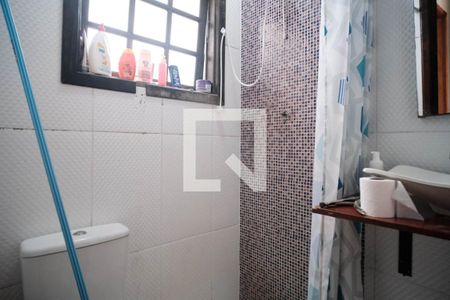 Casa de condomínio à venda com 130m², 3 quartos e 1 vaga Casa de condomínio à venda com 130m², 3 quartos e 1 vagaBanheiro