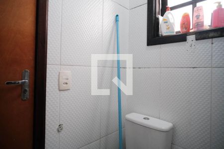 Casa de condomínio à venda com 130m², 3 quartos e 1 vaga Casa de condomínio à venda com 130m², 3 quartos e 1 vagaBanheiro