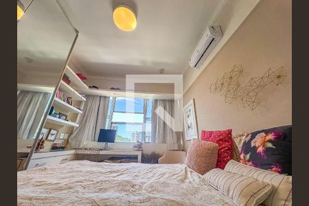 Apartamento à venda com 200m², 4 quartos e 2 vagas Apartamento à venda com 200m², 4 quartos e 2 vagasQuarto 4