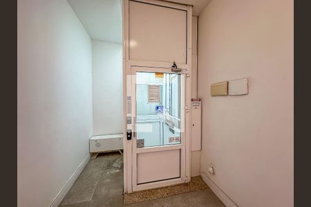 Apartamento à venda com 200m², 4 quartos e 2 vagas Apartamento à venda com 200m², 4 quartos e 2 vagasÁrea comum