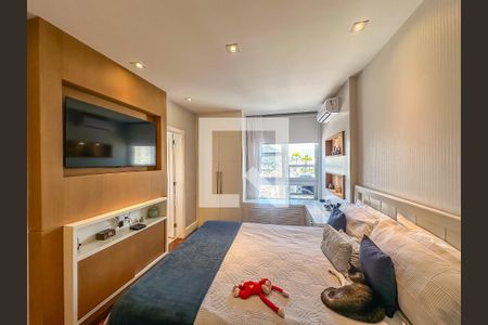 Apartamento à venda com 200m², 4 quartos e 2 vagas Apartamento à venda com 200m², 4 quartos e 2 vagasQuarto 1