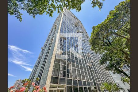 Apartamento à venda com 200m², 4 quartos e 2 vagas Apartamento à venda com 200m², 4 quartos e 2 vagasÁrea comum