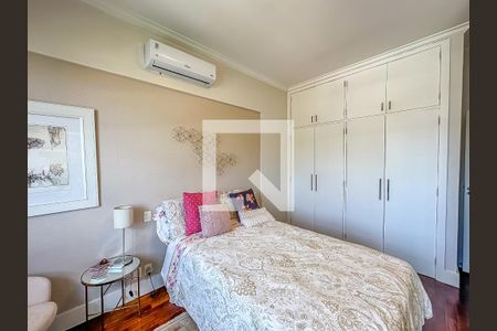 Apartamento à venda com 200m², 4 quartos e 2 vagas Apartamento à venda com 200m², 4 quartos e 2 vagasQuarto 4