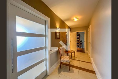 Apartamento à venda com 200m², 4 quartos e 2 vagas Apartamento à venda com 200m², 4 quartos e 2 vagasCorredor