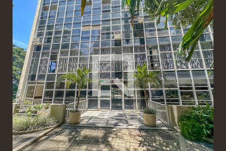 Apartamento à venda com 200m², 4 quartos e 2 vagas Apartamento à venda com 200m², 4 quartos e 2 vagasÁrea comum