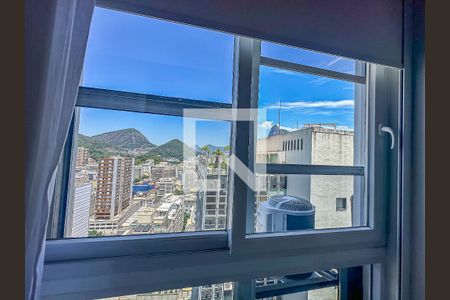 Apartamento à venda com 200m², 4 quartos e 2 vagas Apartamento à venda com 200m², 4 quartos e 2 vagasQuarto 1