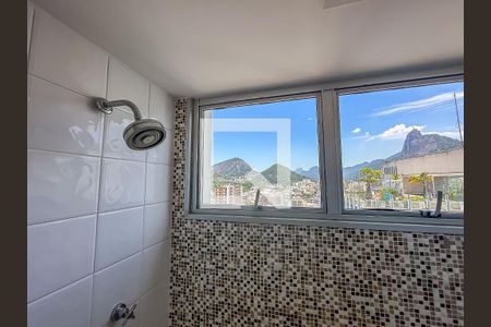 Apartamento à venda com 200m², 4 quartos e 2 vagas Apartamento à venda com 200m², 4 quartos e 2 vagasBanheiro do Quarto 1