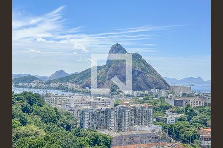 Apartamento à venda com 200m², 4 quartos e 2 vagas Apartamento à venda com 200m², 4 quartos e 2 vagasSala -Vista