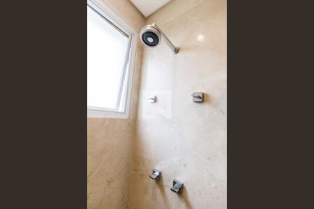 Apartamento à venda com 380m², 3 quartos e 5 vagas Apartamento à venda com 380m², 3 quartos e 5 vagasBanheiro da Suíte 3