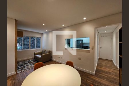 Sala de apartamento para alugar com 2 quartos, 70m² em Aclimação, São Paulo