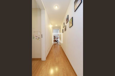 Apartamento à venda com 252m², 3 quartos e 4 vagasCorredor